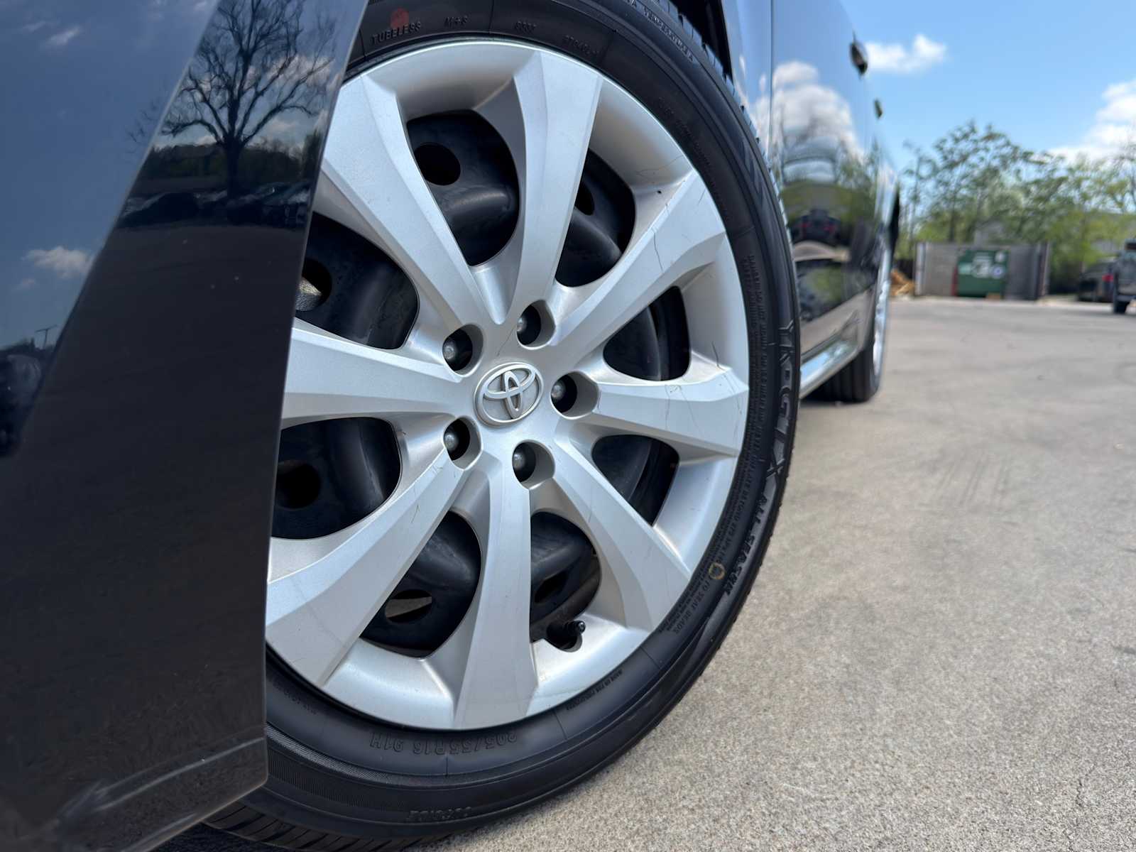 Thumbnail: 2024 Toyota Corolla - 3