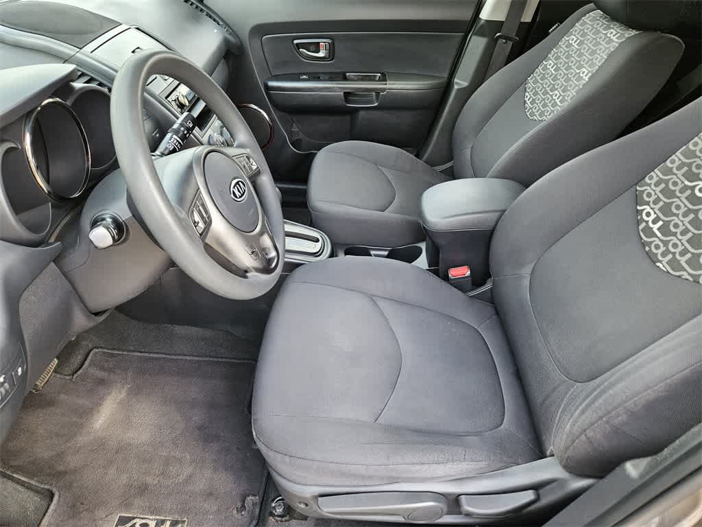 Thumbnail: 2010 Kia Soul - 11