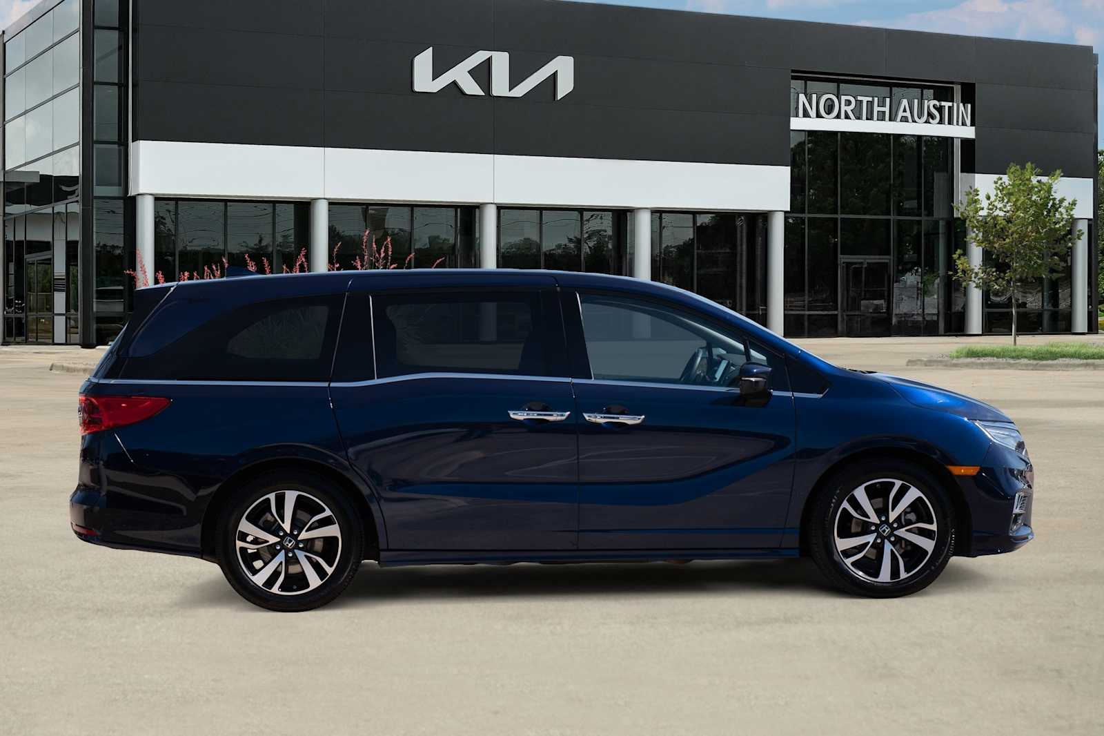 Thumbnail: 2020 Honda Odyssey - 7