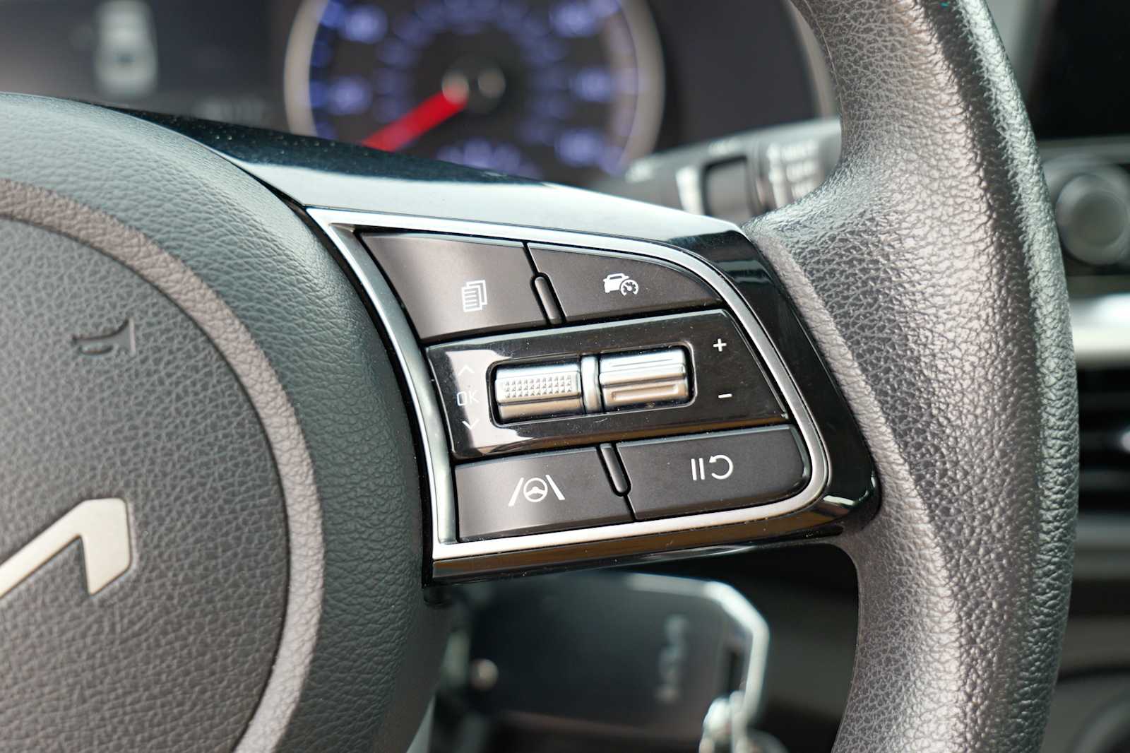 Thumbnail: 2024 Kia Forte - 14