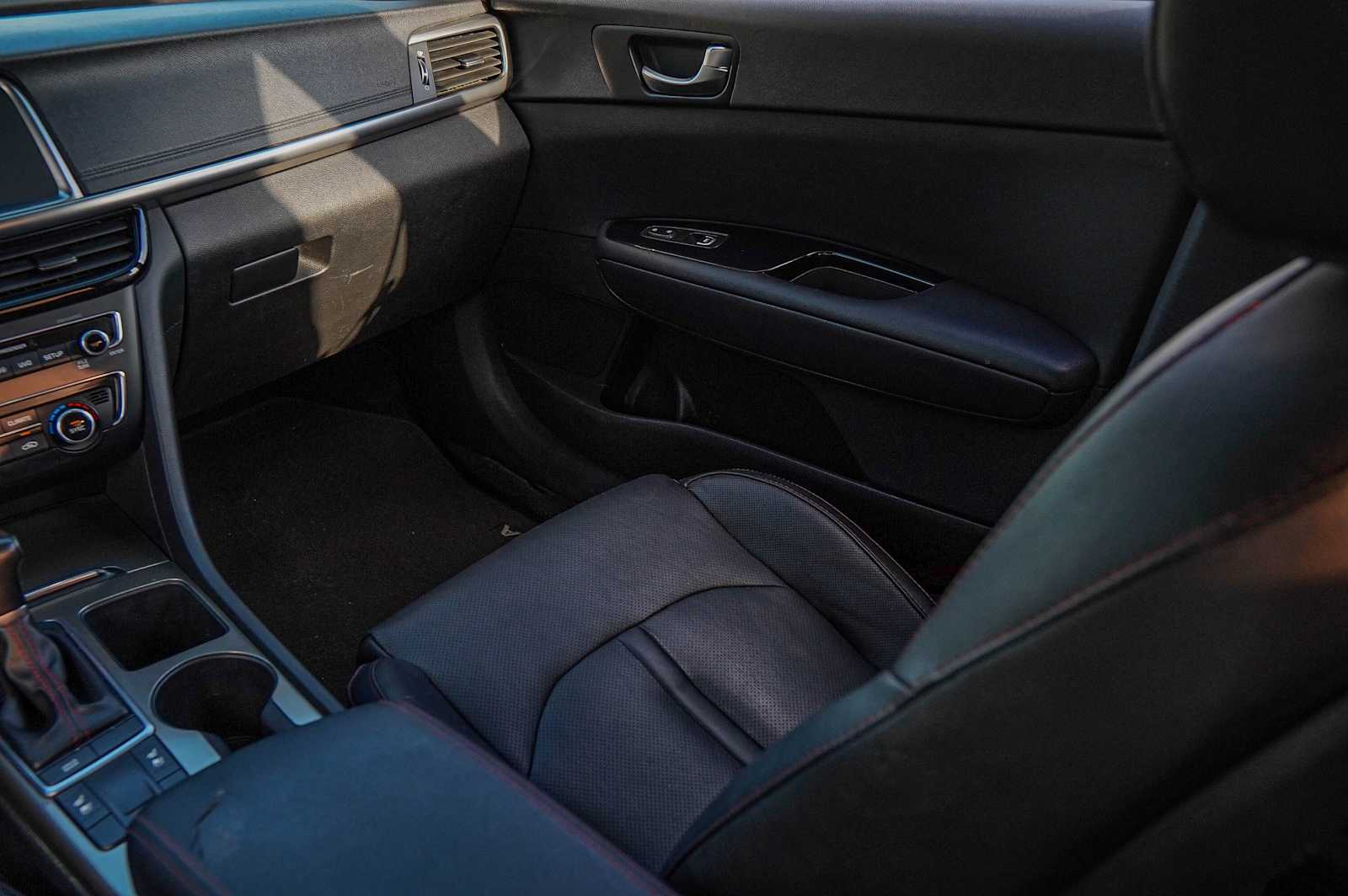 Thumbnail: 2018 Kia Optima - 29