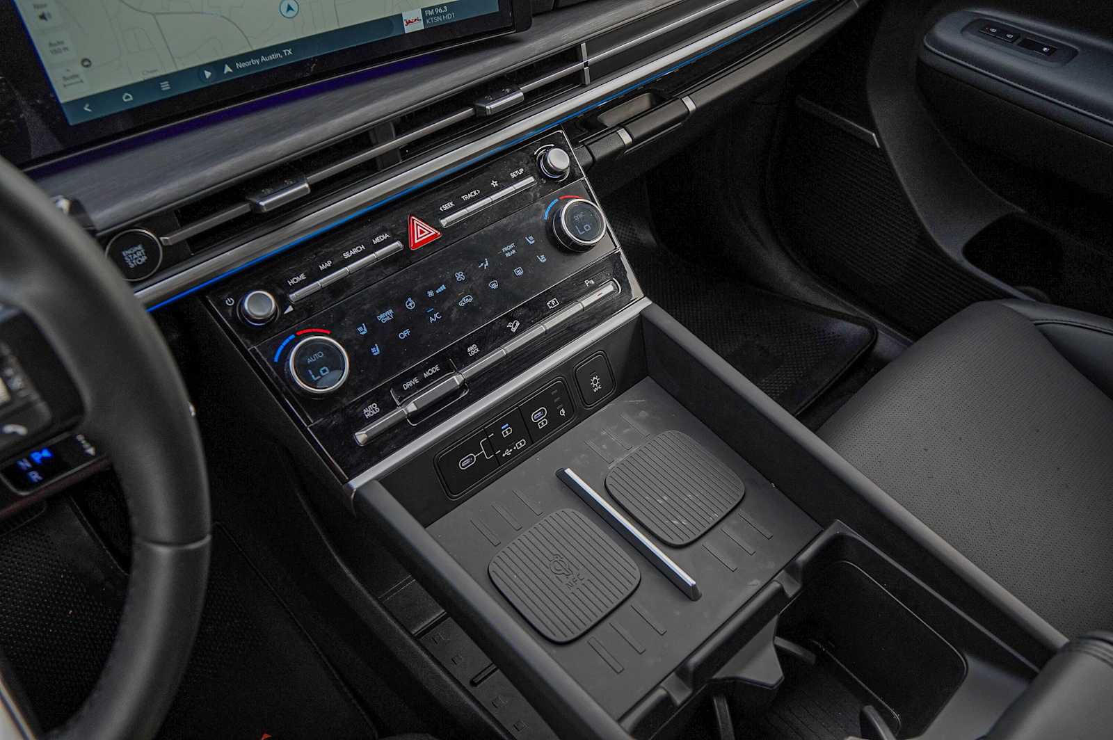 Thumbnail: 2025 Hyundai Santa Fe - 18