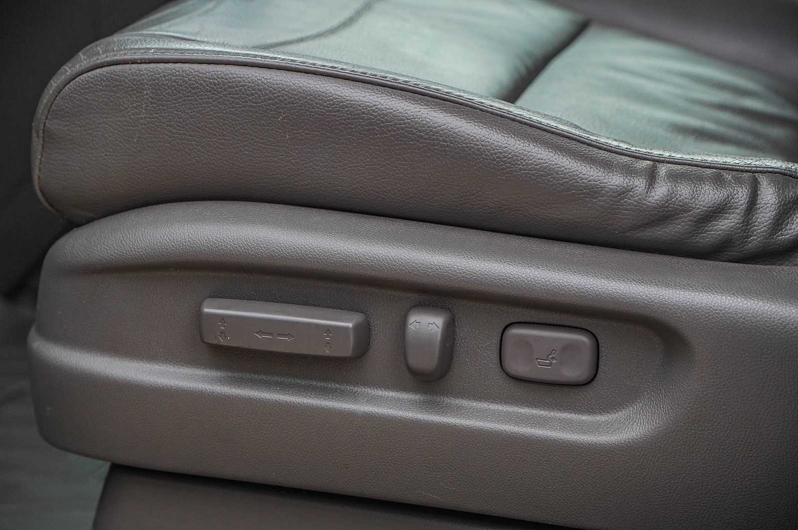 Thumbnail: 2015 Honda Odyssey - 25