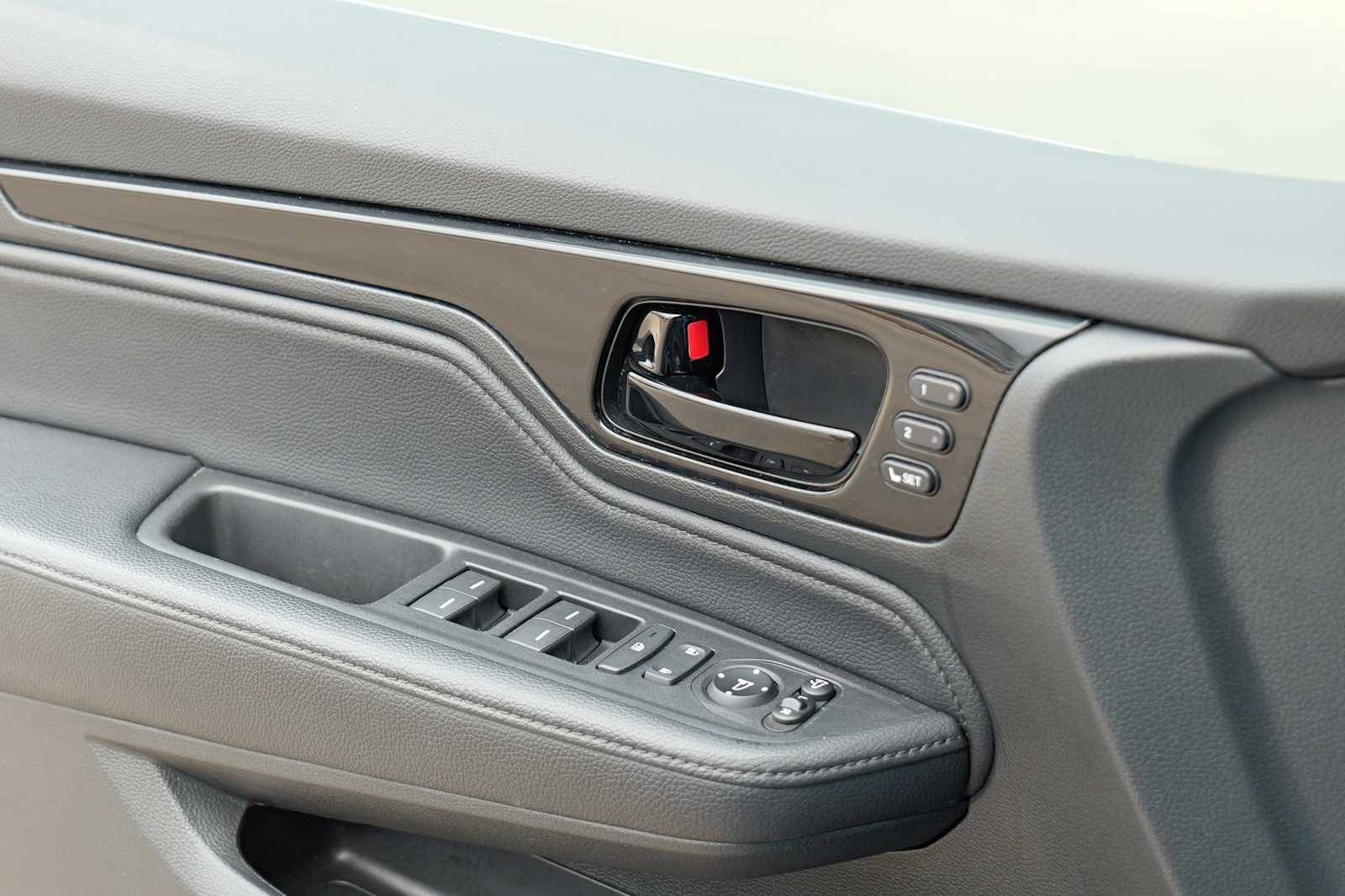 Thumbnail: 2023 Honda Odyssey - 21