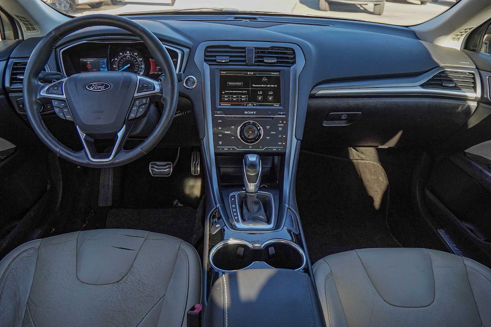 Thumbnail: 2014 Ford Fusion - 25