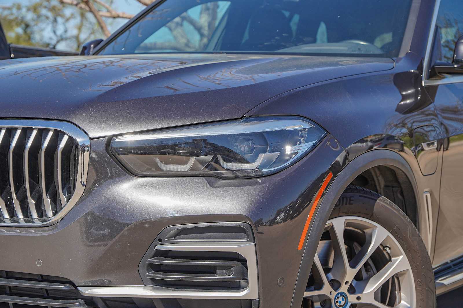 Thumbnail: 2023 BMW X5 - 3