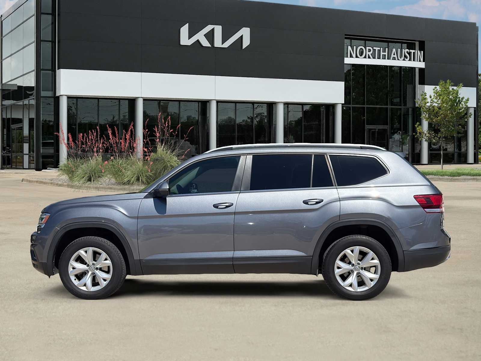 Thumbnail: 2018 Volkswagen Atlas - 6
