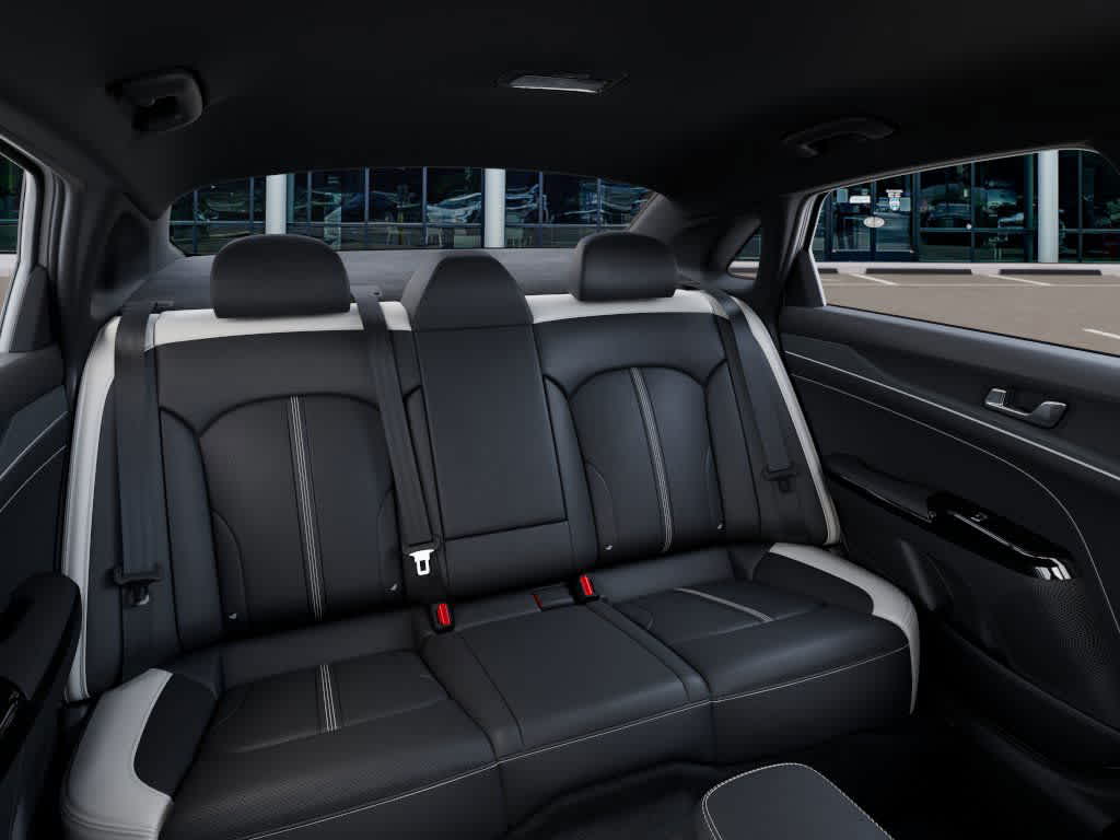 Thumbnail: 2025 Kia K5 - 16