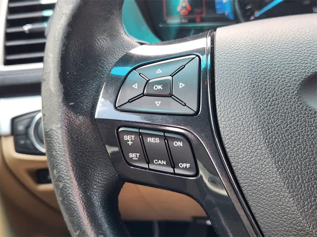 Thumbnail: 2016 Ford Explorer - 27