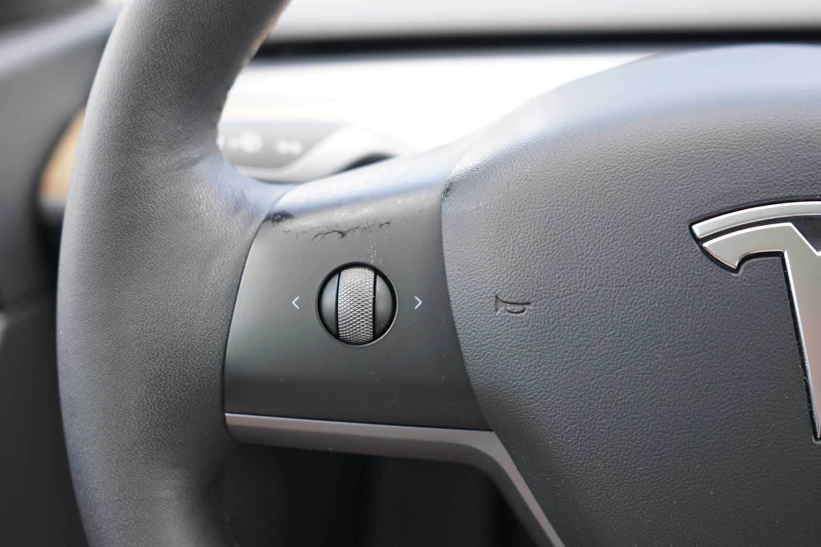 2022 Tesla Model Y Long Range - Photo 15