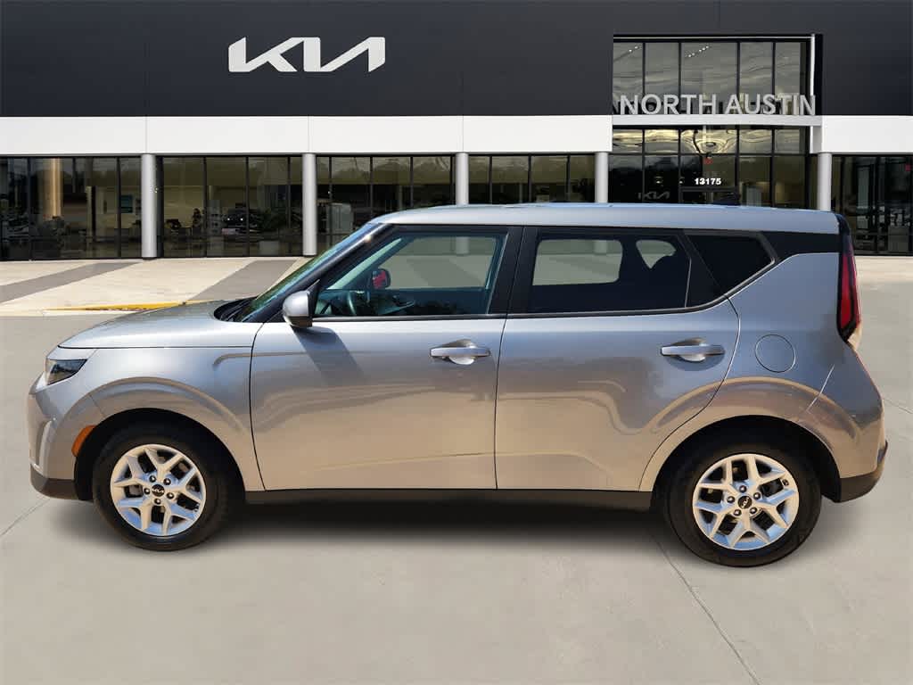 Thumbnail: 2023 Kia Soul - 4