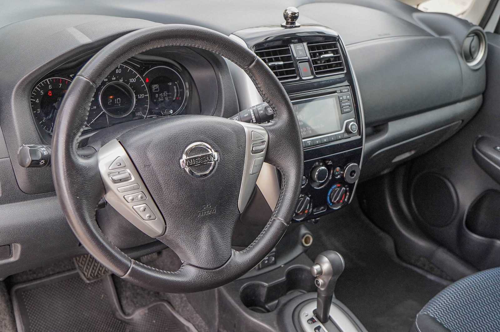 Thumbnail: 2018 Nissan Versa Note - 9