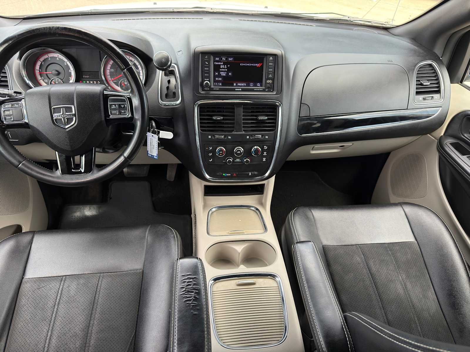 Thumbnail: 2019 Dodge Grand Caravan - 21