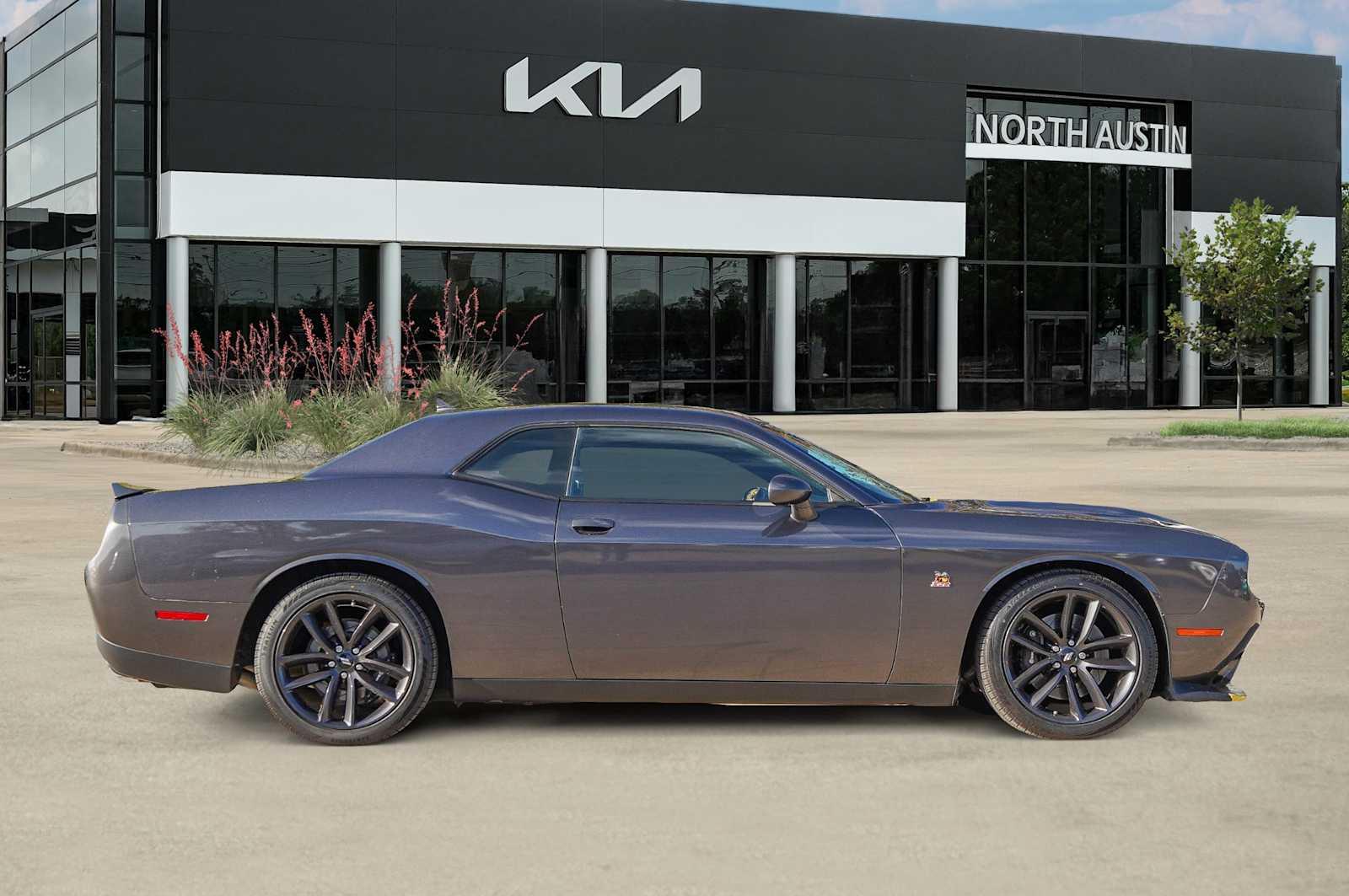 Thumbnail: 2019 Dodge Challenger - 7