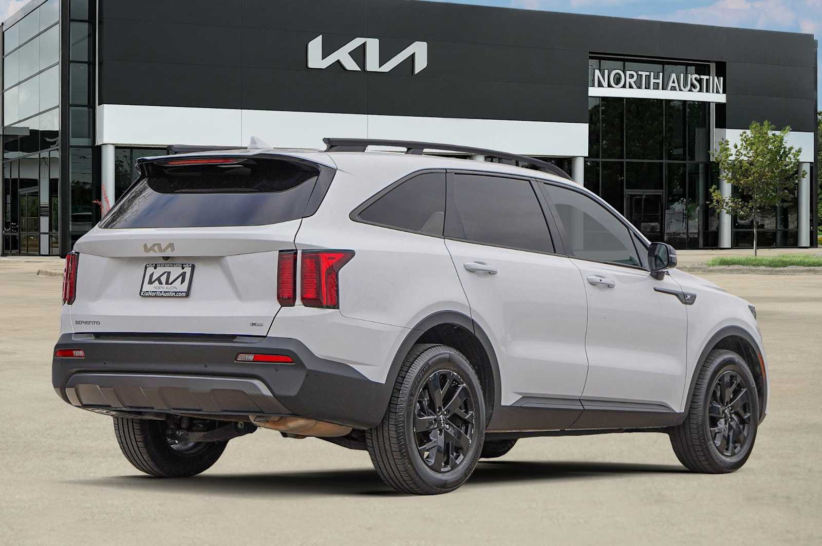 Thumbnail: 2023 Kia Sorento - 6