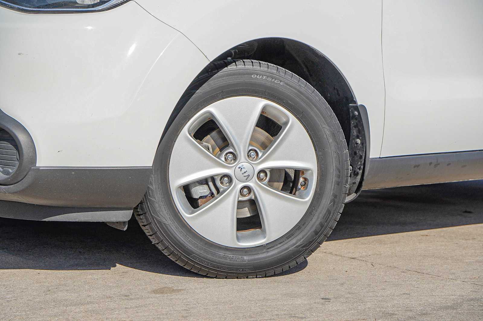 Thumbnail: 2014 Kia Soul - 2