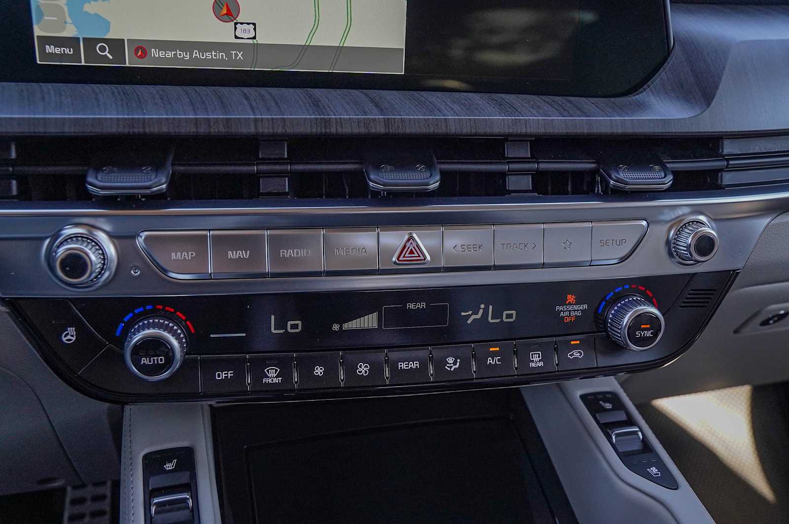 Thumbnail: 2024 Kia Telluride - 19