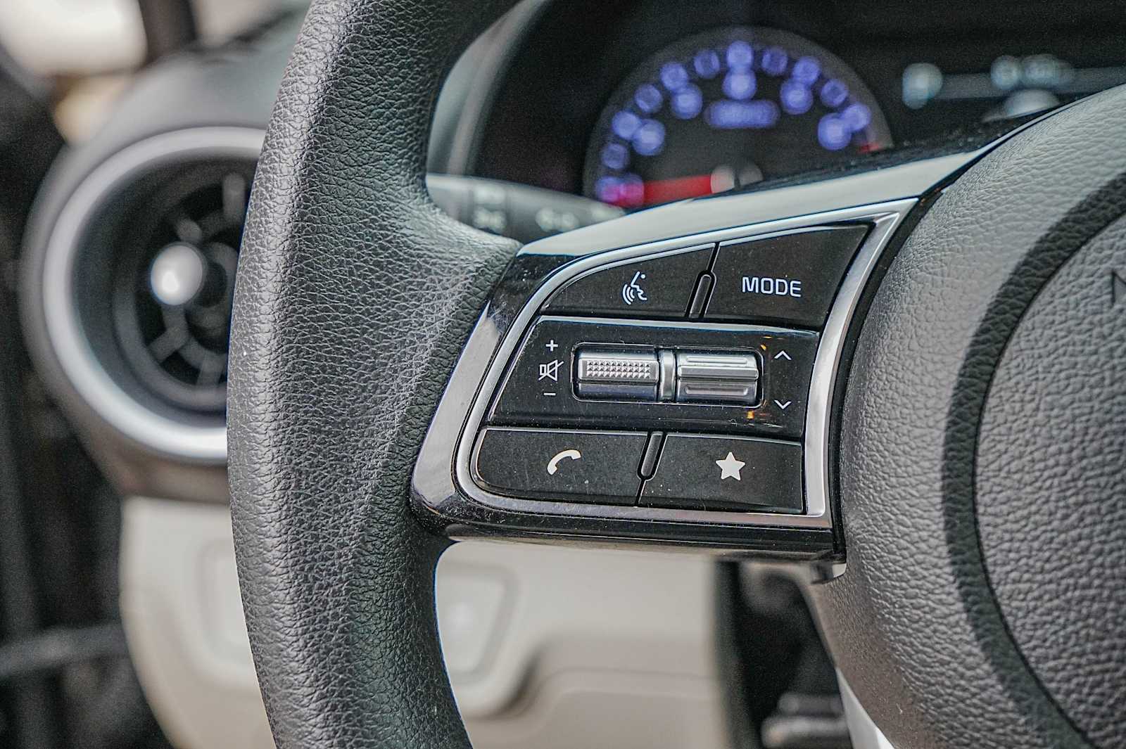 Thumbnail: 2023 Kia Forte - 13