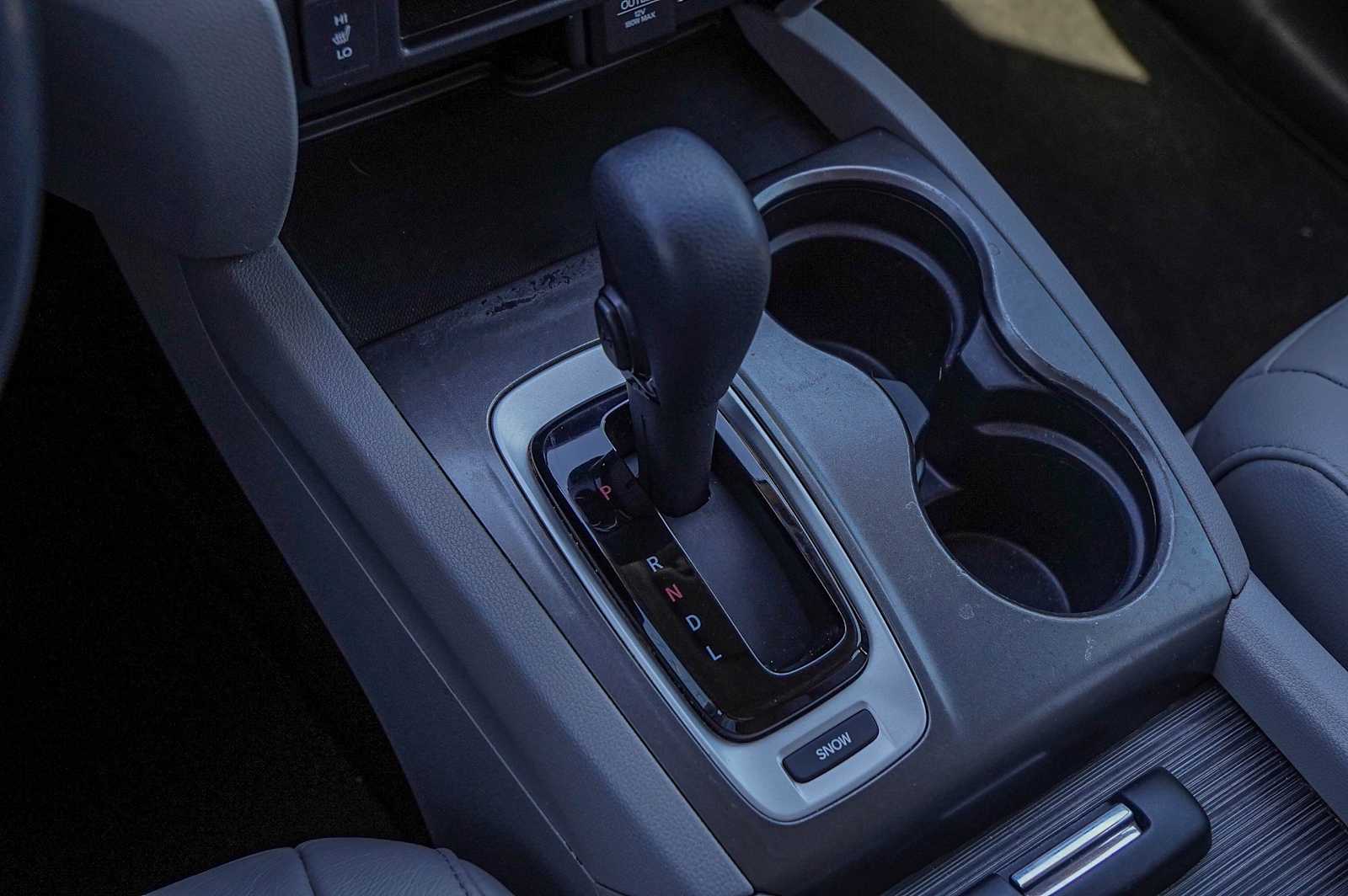 Thumbnail: 2017 Honda Pilot - 19