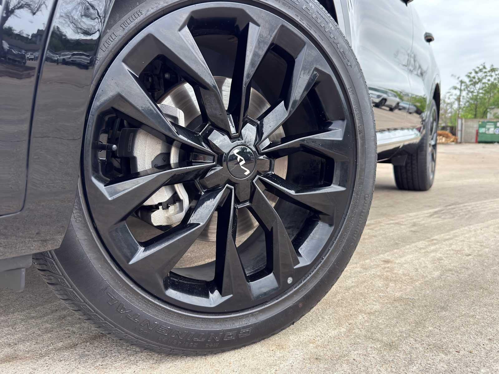 Thumbnail: 2023 Kia Sorento - 6