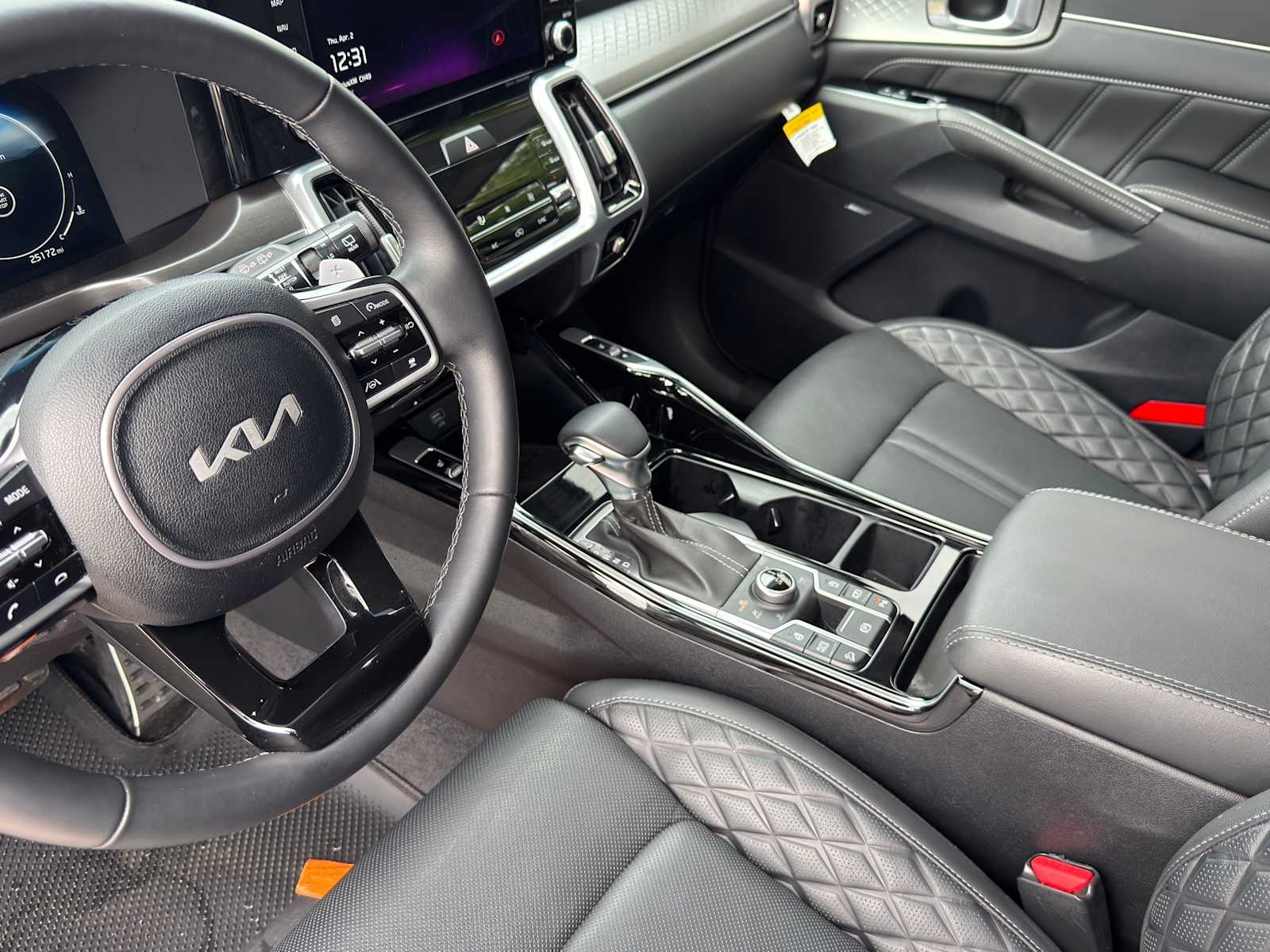 Thumbnail: 2023 Kia Sorento - 14