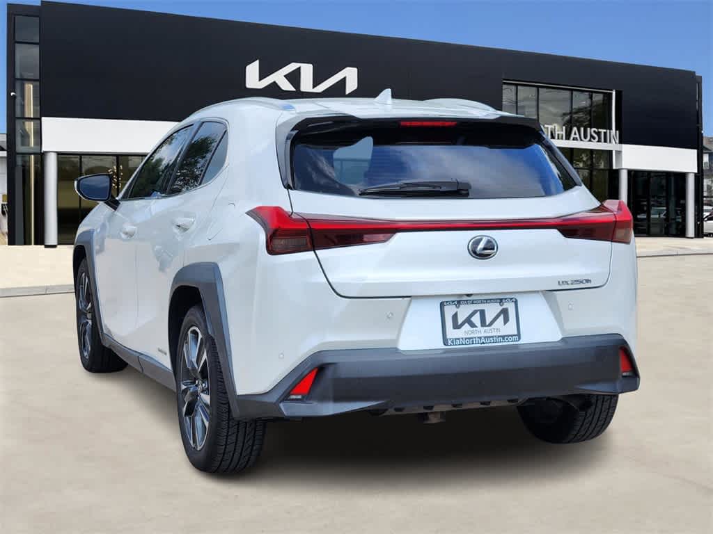 Thumbnail: 2020 Lexus UX - 5