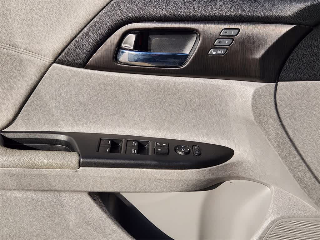 Thumbnail: 2014 Honda Accord - 20