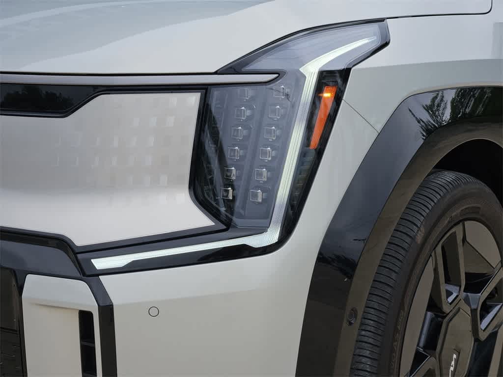 Thumbnail: 2024 Kia EV9 - 7