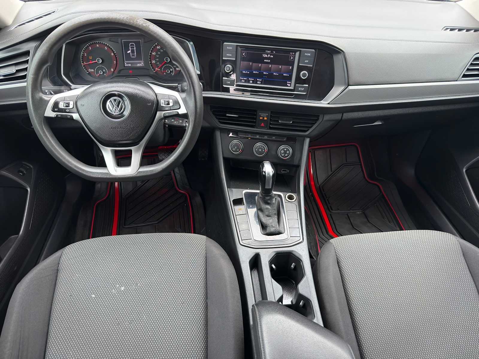 Thumbnail: 2019 Volkswagen Jetta - 25