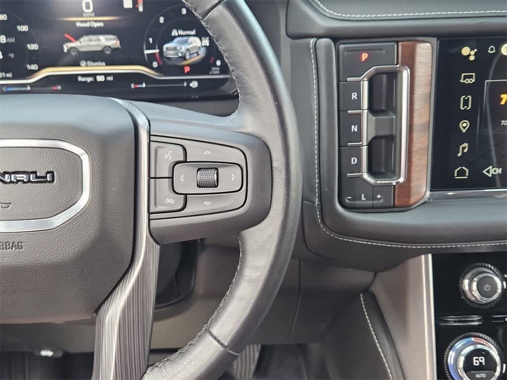 Thumbnail: 2023 GMC Yukon XL - 28