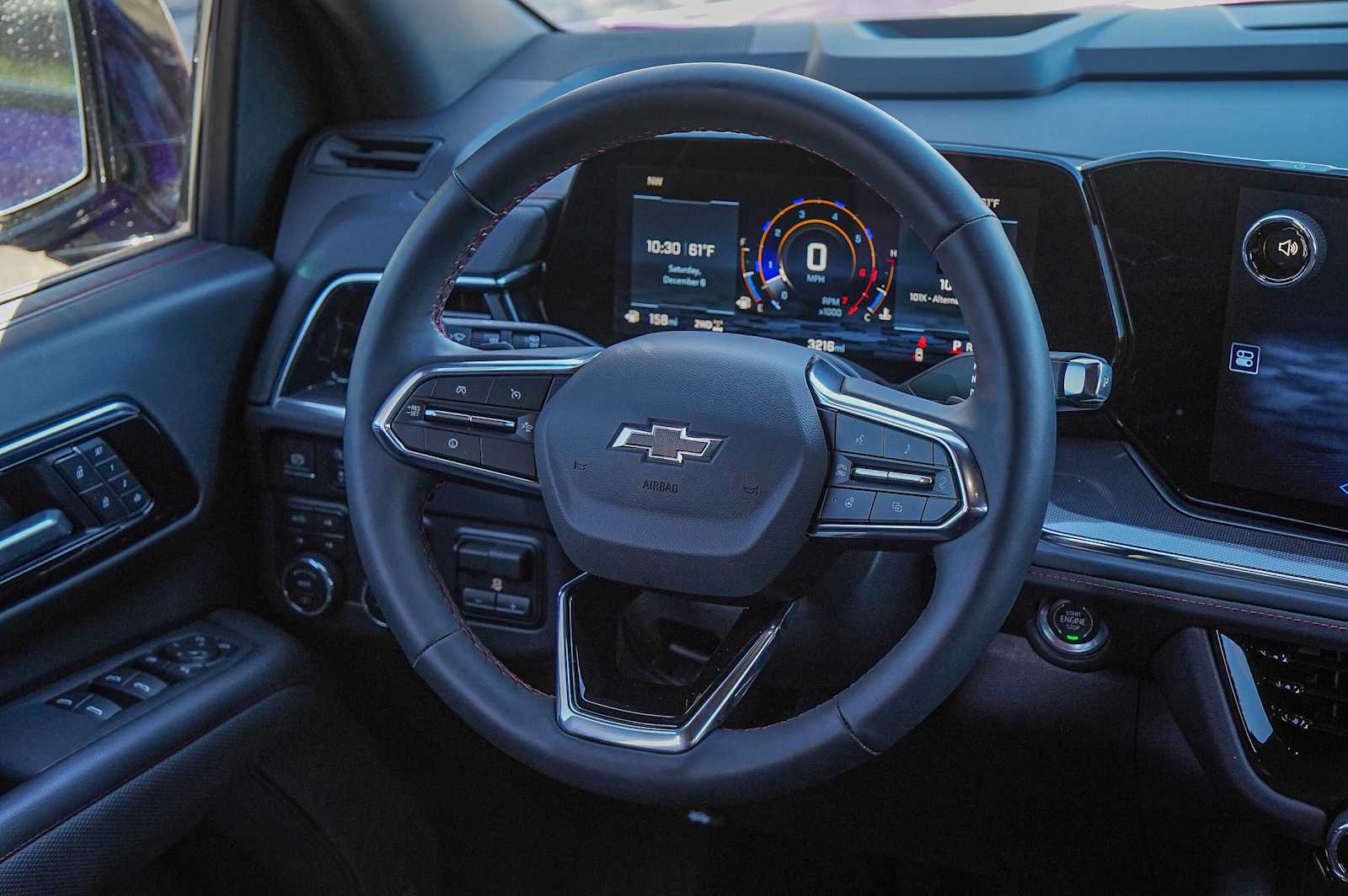 Thumbnail: 2025 Chevrolet Tahoe - 25