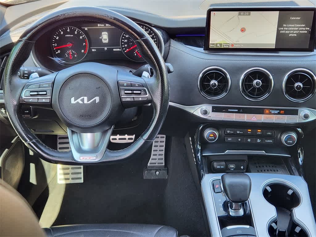 2022 Kia Stinger GT2 27