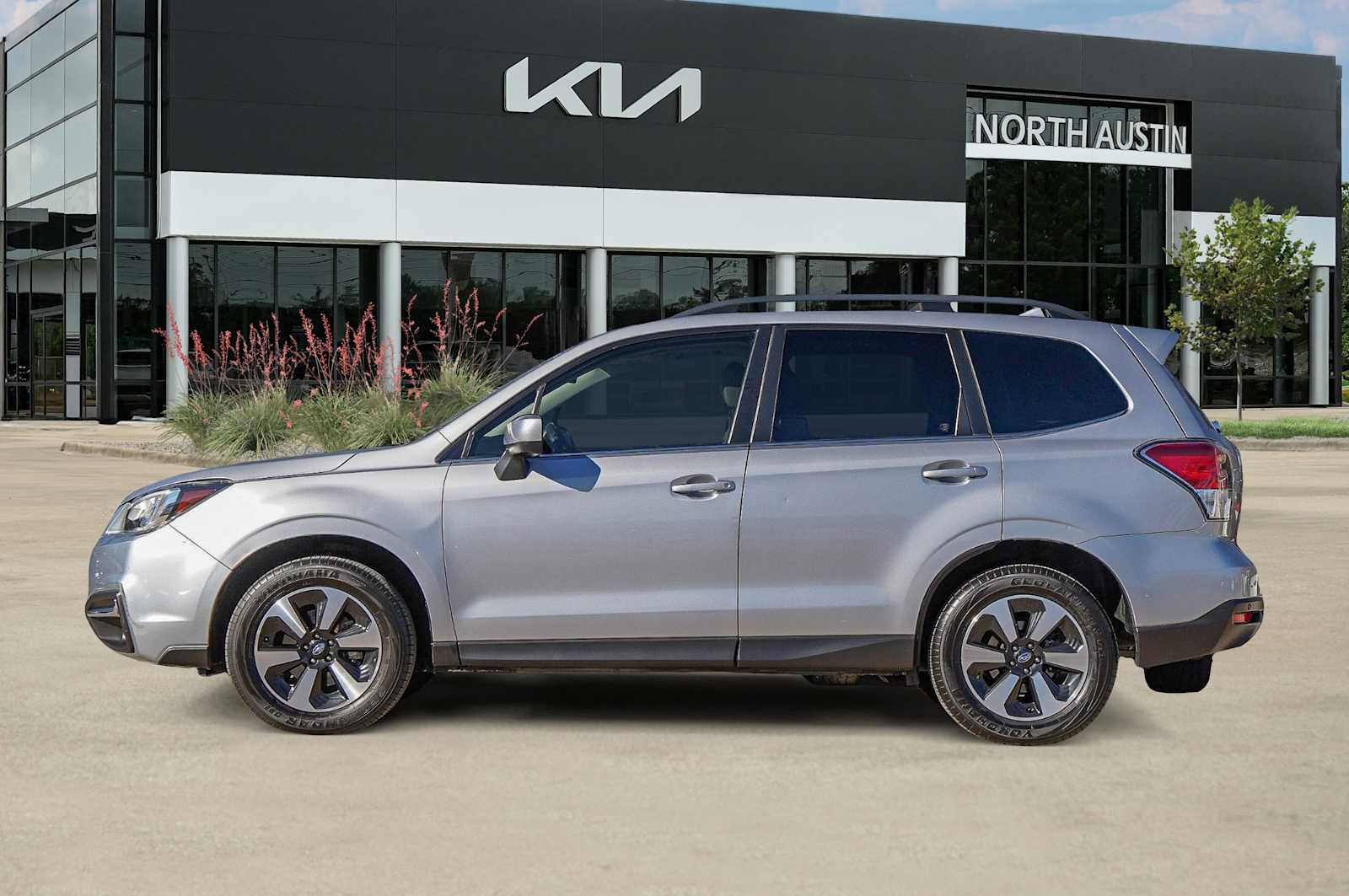 Thumbnail: 2017 Subaru Forester - 4