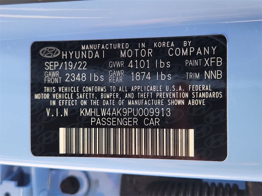 Thumbnail: 2023 Hyundai Elantra - 32