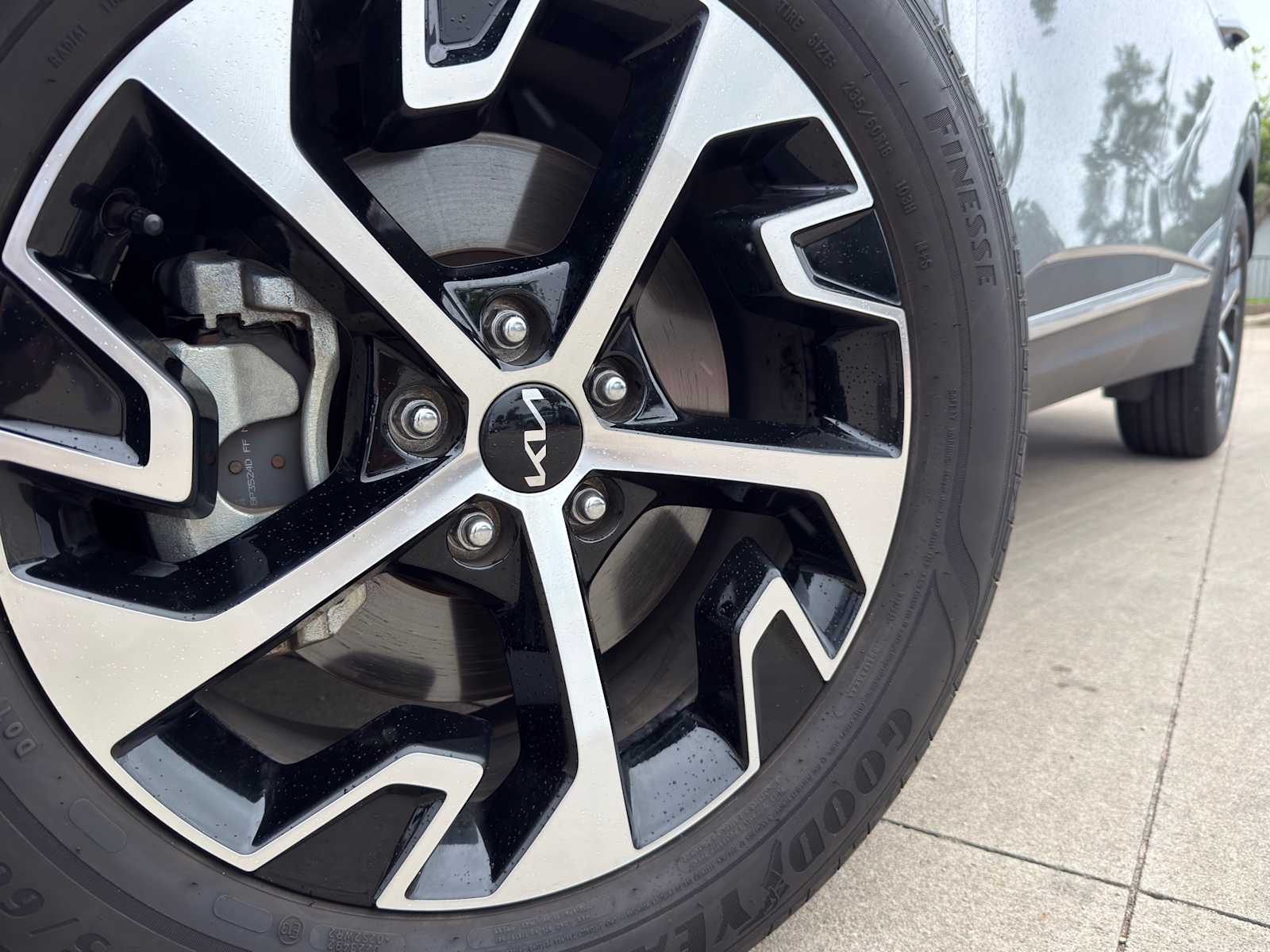 Thumbnail: 2024 Kia Sportage - 3