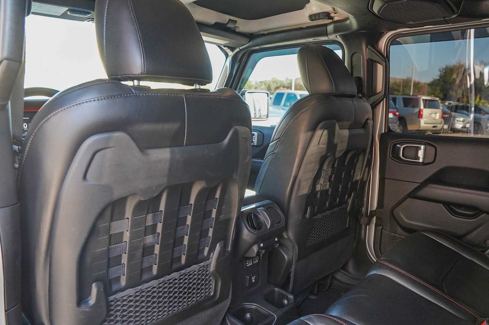 Thumbnail: 2023 Jeep Gladiator - 29