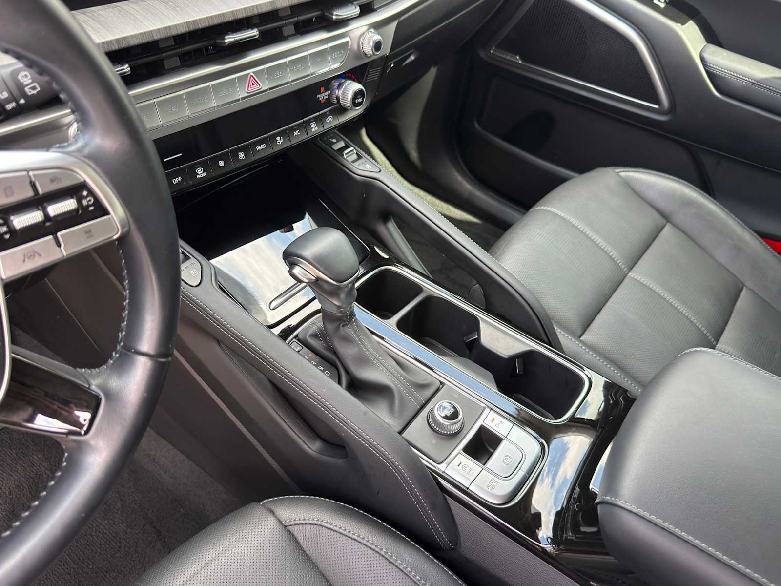 Thumbnail: 2024 Kia Telluride - 11