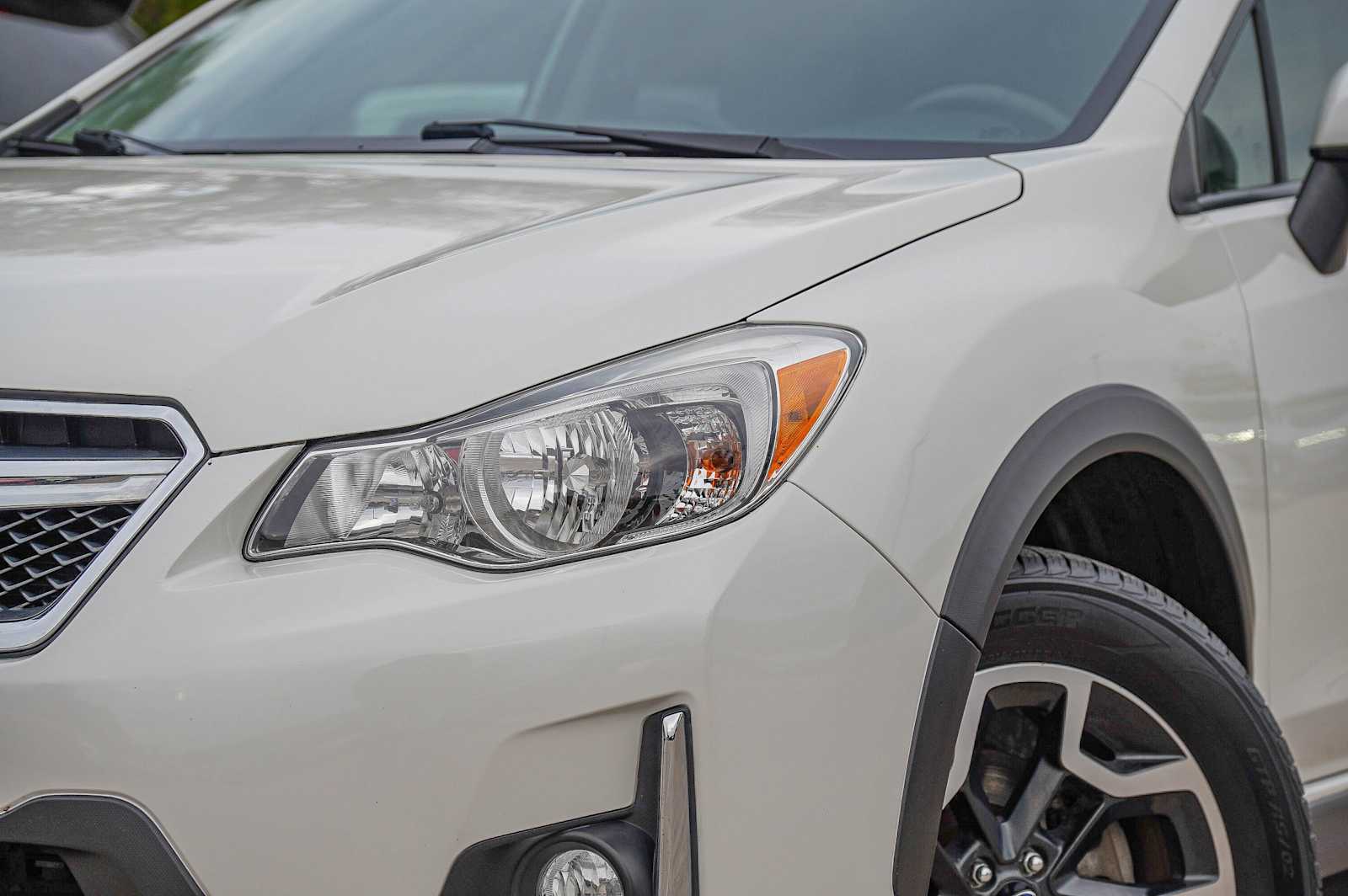 Thumbnail: 2016 Subaru Crosstrek - 3