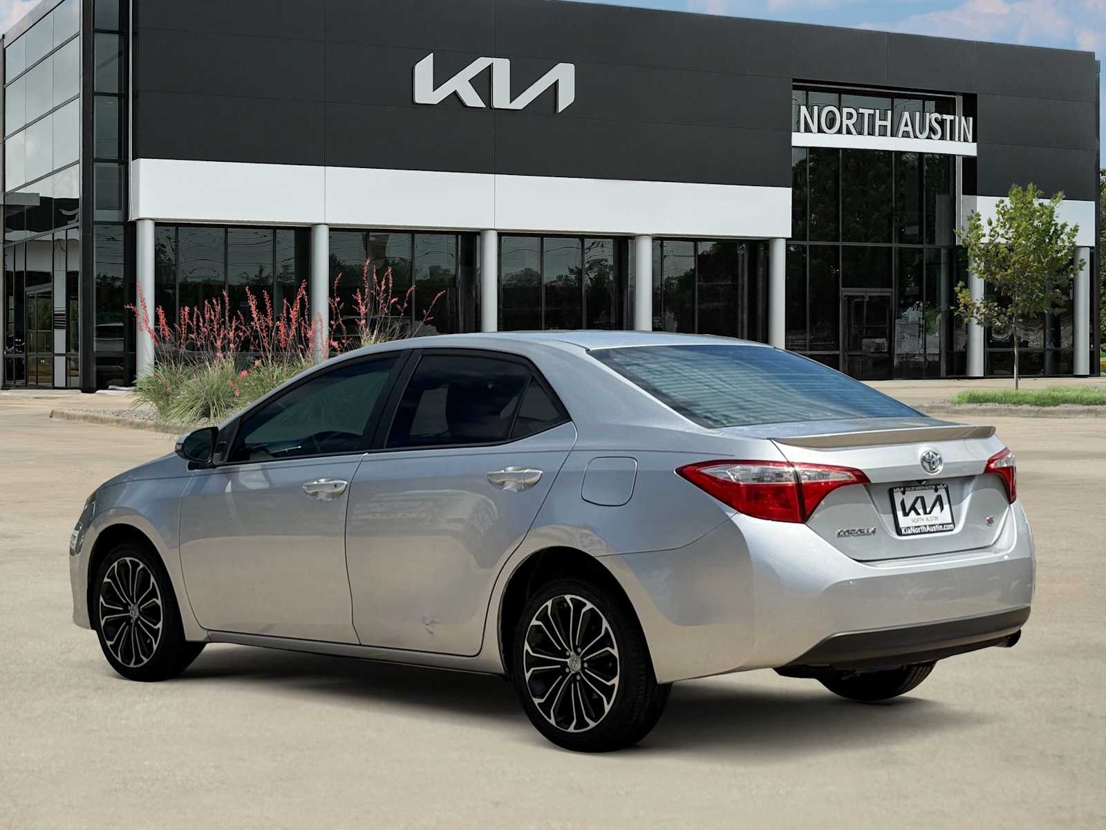 Thumbnail: 2014 Toyota Corolla - 8