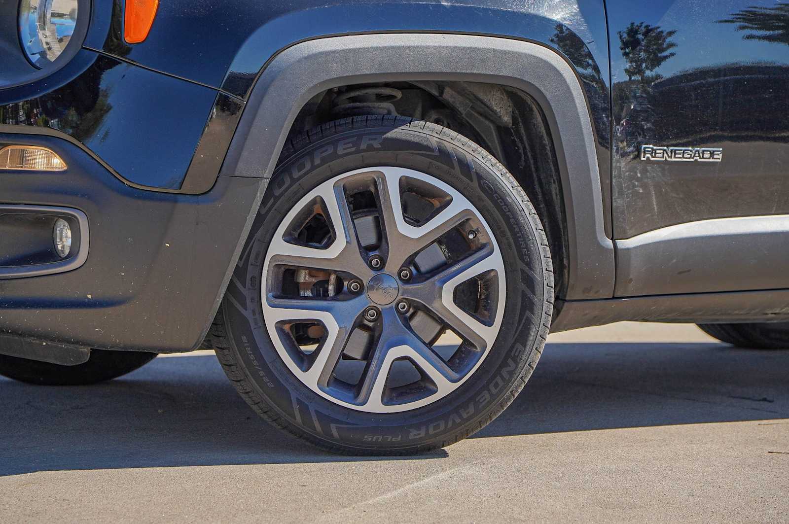 Thumbnail: 2015 Jeep Renegade - 2