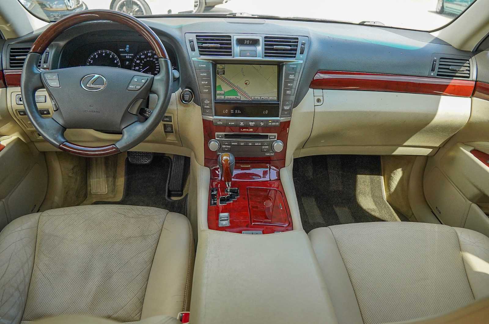 Thumbnail: 2012 Lexus LS - 28