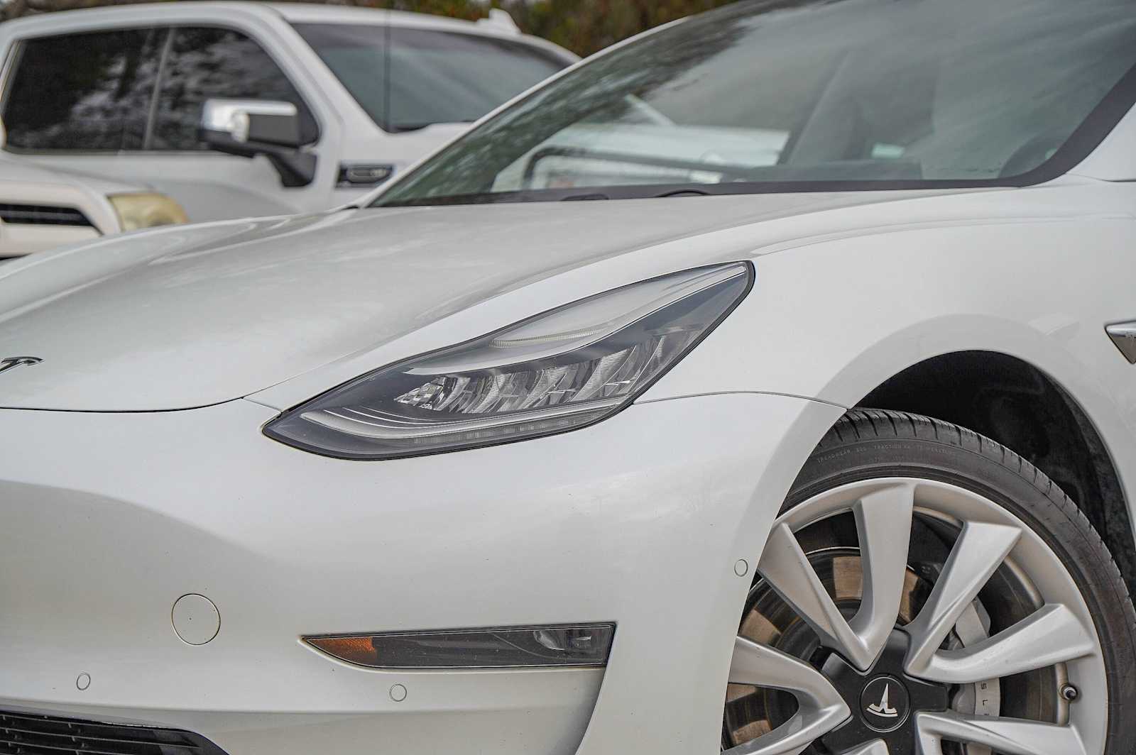 Thumbnail: 2020 Tesla Model 3 - 3