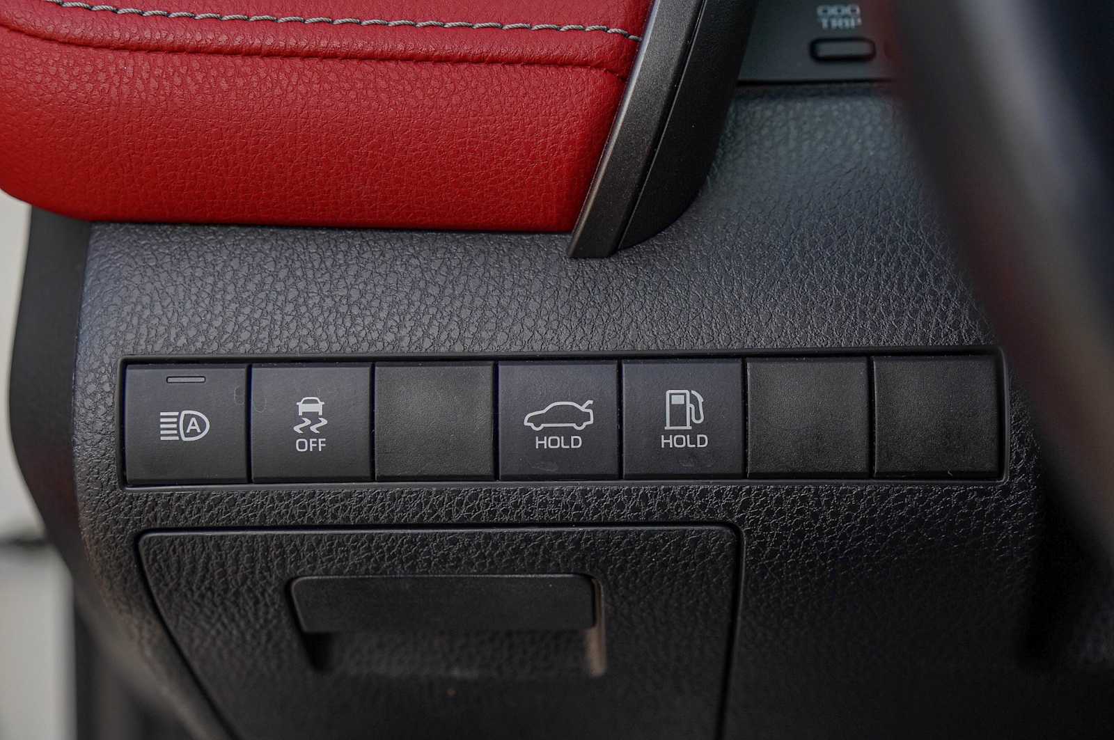 Thumbnail: 2020 Toyota Camry - 22