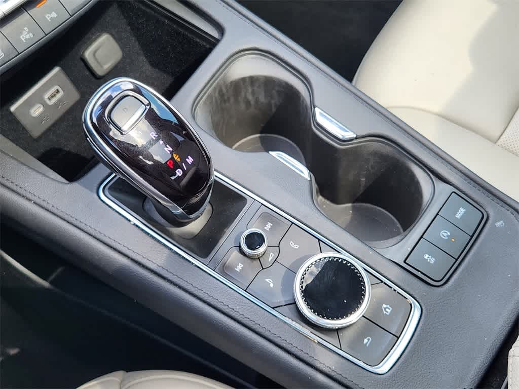 Thumbnail: 2023 Cadillac XT4 - 20