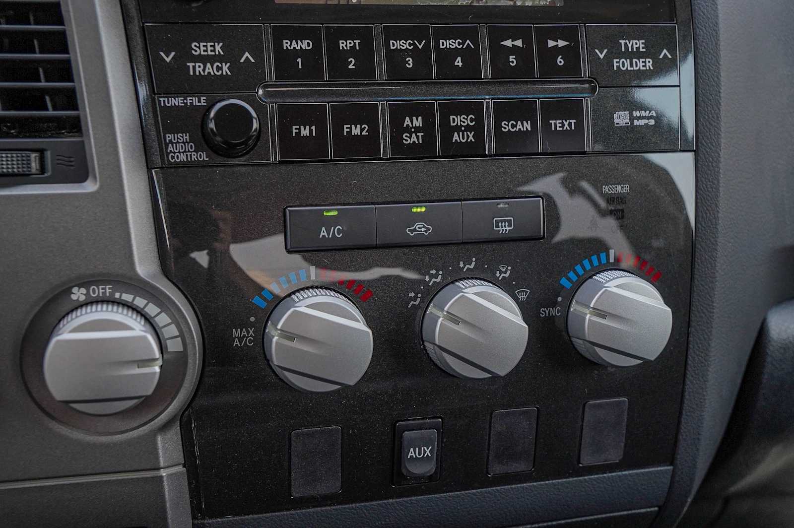 Thumbnail: 2011 Toyota Tundra - 17