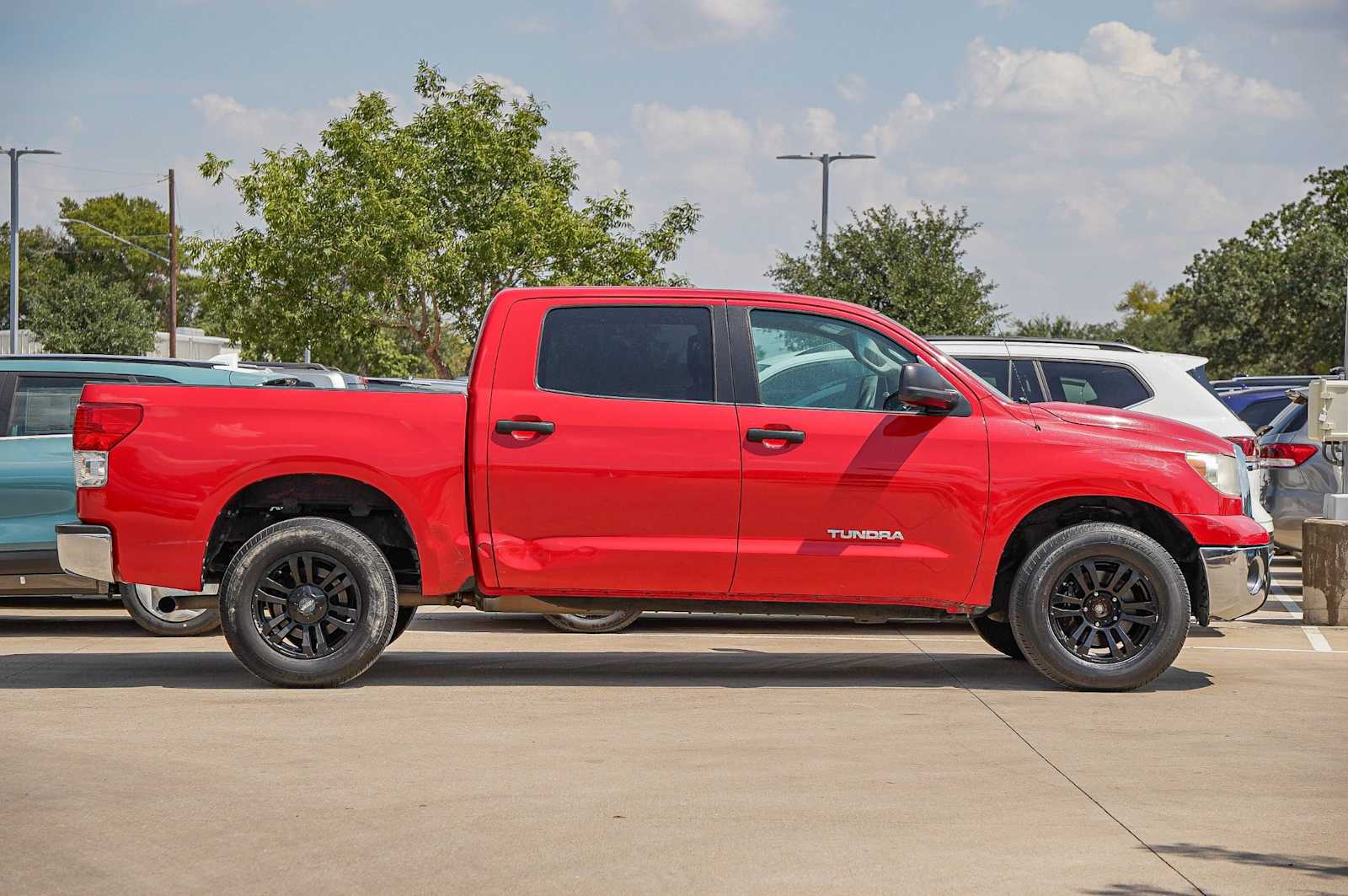 Thumbnail: 2011 Toyota Tundra - 4
