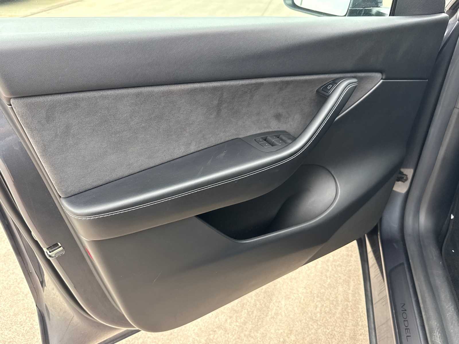 Thumbnail: 2021 Tesla Model Y - 18
