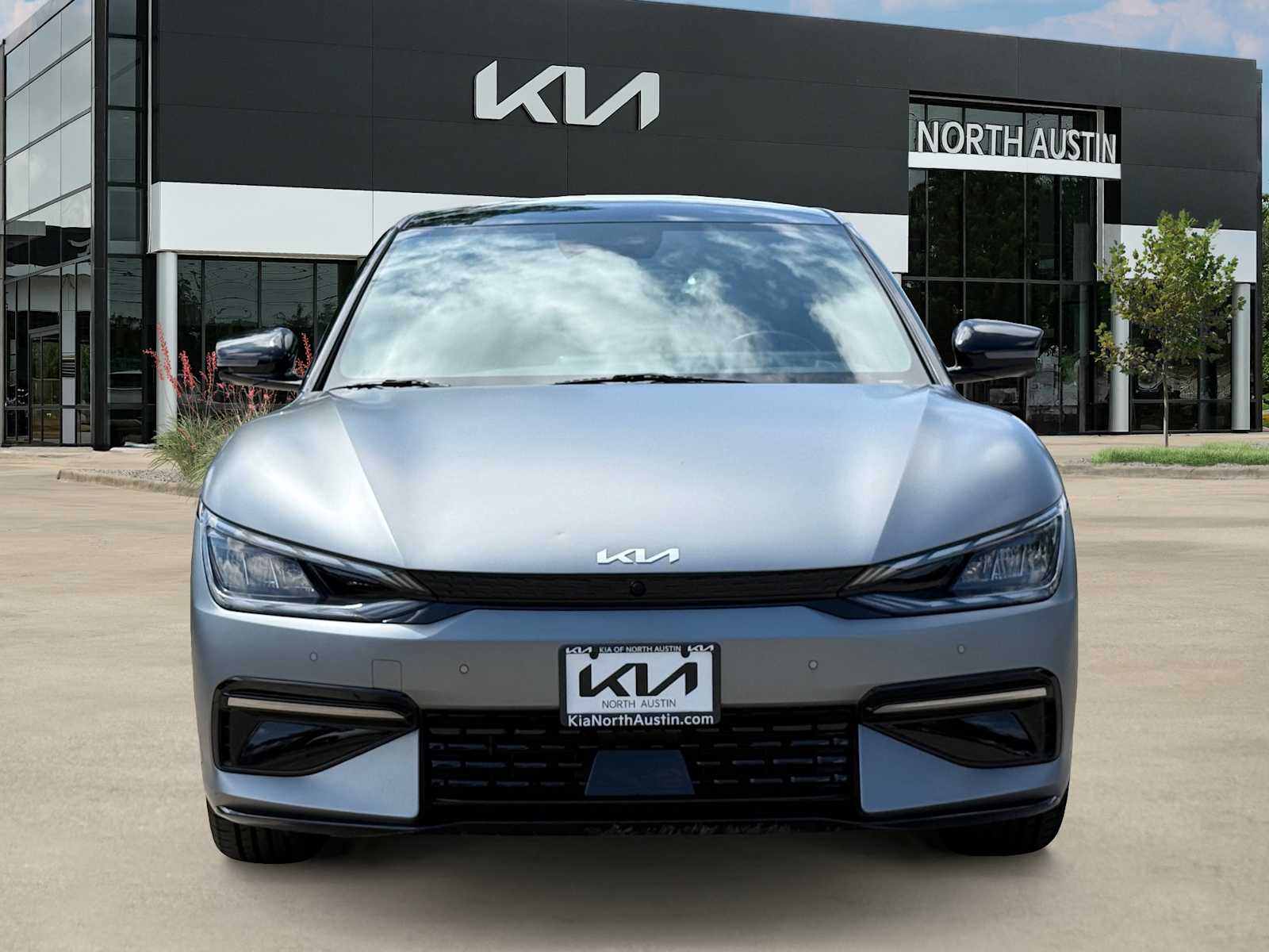 Thumbnail: 2024 Kia EV6 - 3