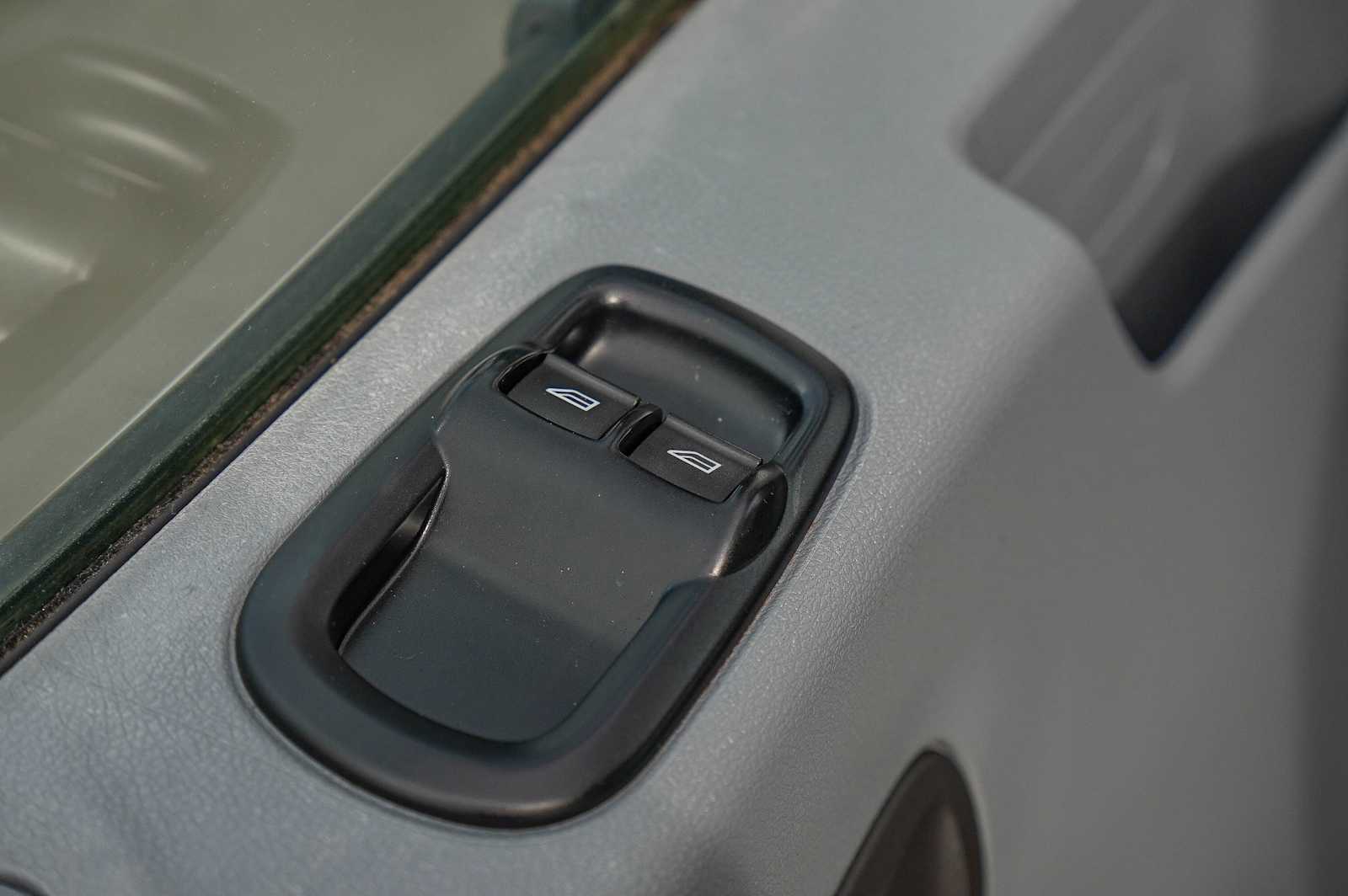 Thumbnail: 2016 Ford Transit Series - 23