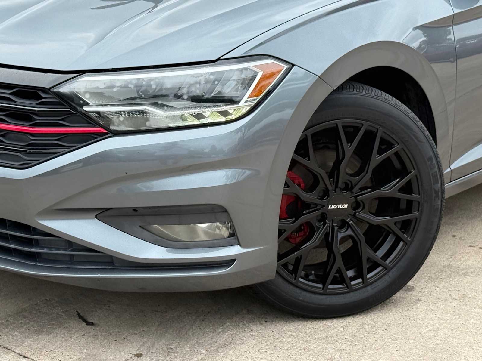 Thumbnail: 2019 Volkswagen Jetta - 4